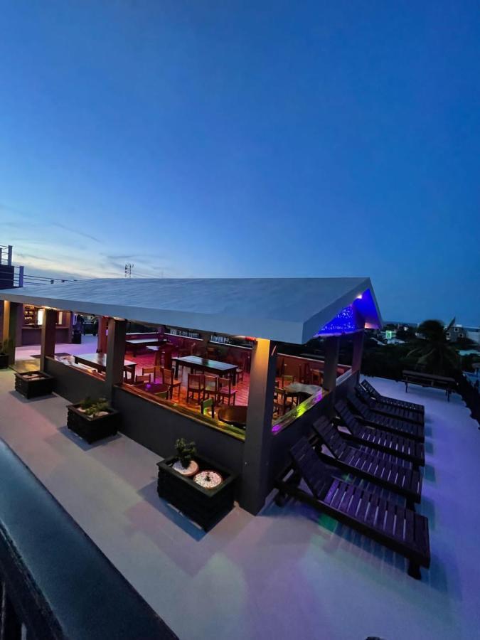 Coral View Hotel & Resort Кей-Колкер Экстерьер фото